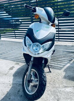 Ponúkam skuter elektricky 600 rok 2014 - 7