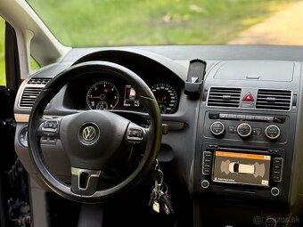 Volkswagen Touran 2.0 TDi DSG Highline - 7