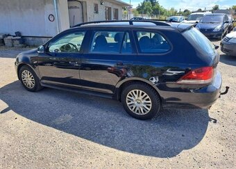 Volkswagen Golf 1,6 TDI nafta manuál 77 kw - 7