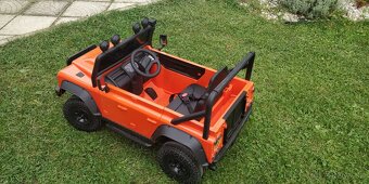 Elektrické autíčko Land Rover Defender - 7