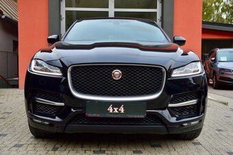 Jaguar F-Pace 2.0D I4 240k R-Sport AWD A/T --- 2019 --- - 7