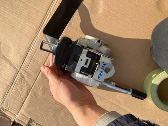 VW TIGUAN II 5NA zadni pasy 15-20 pravy levy - 7