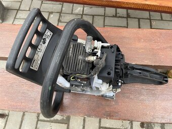 Predám motorovú pilu STIHL MS 211C - 7