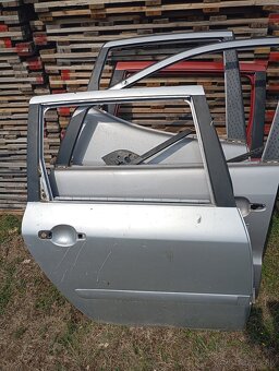 Predám holodvere na Peugeot 307 SW - 7