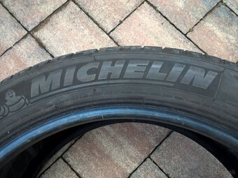 2 ks LETNÉ 245/45 R19 102V MICHELIN 6 mm DOT5218 LEN 35-€/ks - 7