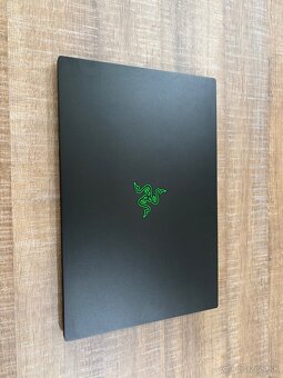 Razer Blade 15” Advanced 2021 - super stav - 7