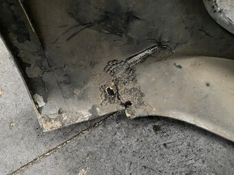 Predný nárazník BMW E60 - 7