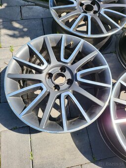 4X98 R17 Fiat alu disky - 7