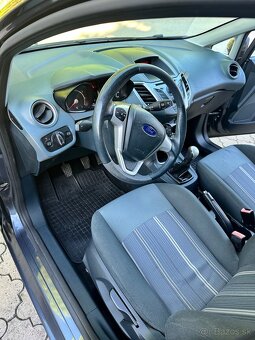 Ford fiesta - 7