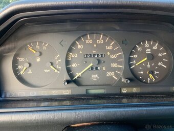 Mercedes-Benz W124 250D - 7
