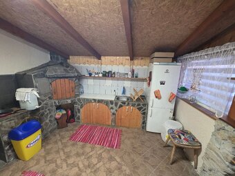 Krásna záhradka s útulnou chatou - 7