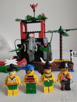 LEGO Pirates 6264 Forbidden Cove - 7