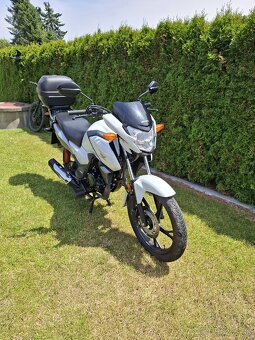 Honda cb125 f - 7