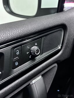 Volkswagen Touareg 3.0 TDI V6/TOP STAV - 7