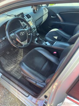 TOYOTA AVENSIS T27 ROK 2013 - 7