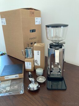 Predam espresso kavovar ECM Casa V s mlyncekom a vybavou - 7