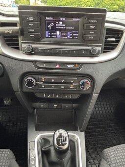 Kia Ceed 1.0 T-GDI - 7