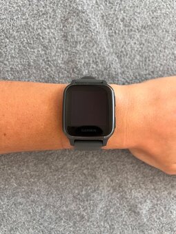 Garmin VENU SQ - 7