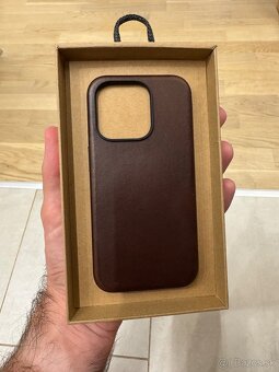 NOMAD Modern Leather pre iphone 15 PRO - 7