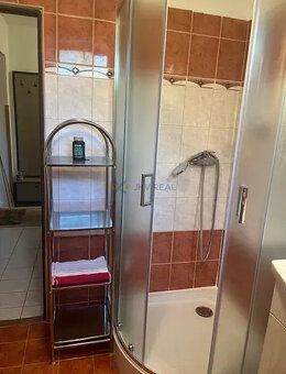 Zariadený 3 izbový byt na Chrenovej - 7