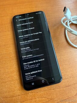 Samsung GALAXY a40 4/64GB - 7