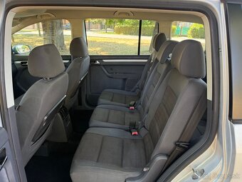 Volkswagen Touran 1.9 TDi 7-miestne - 7