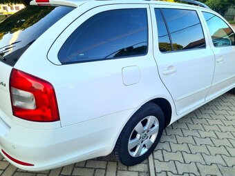 ŠKODA OCTAVIA COMBI 1.9 TDI 77 KW ELEGANCE - TOP - 7