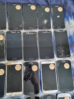 Samsung mobily na náhradné diely - 7