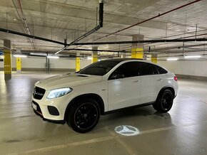 Mercedes Benz GLE Coupe 350d AMG Packet Orange art edition - 7