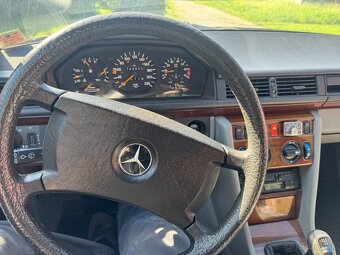 Mercedes W124 - 7