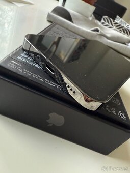iPhone 12 Pro 256GB Graphite - 7