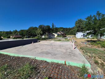 Predaj, pozemok 854m2 s prípojkami a SP, Biela hora, Šírava - 7