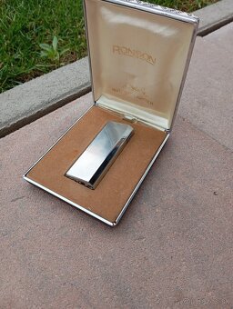 Krásny zapaľovač Škoda, a Ronson - 7