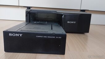 Predám 10 CD menič Sony CDX-605 - 7