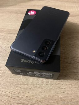 Samsung Galaxy S21 5G / 8GB/128GB Black Pekny stav - 7