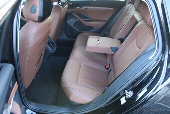 Superb Combi 2.0 TDI L&K DSG Ventilované sedačky, Koža - 7