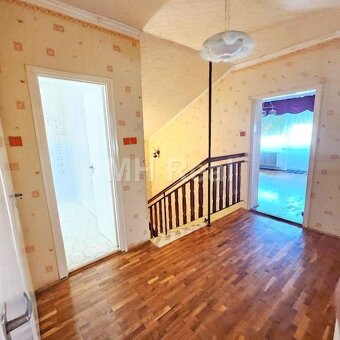 ENCS - Maďarsko 5 izbový RD, žiadaná lokalita - 7