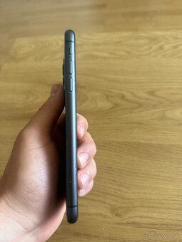 iPhone 11 64GB - 7