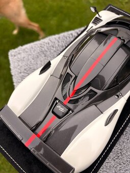 Almost Real / Pagani Zonda Cinque / 1:18 - 7