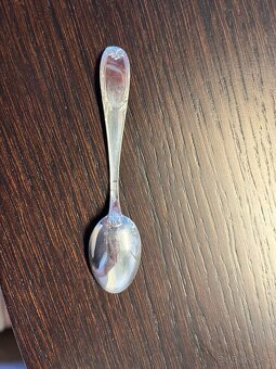 Starožitná strieborná lyžička - 7