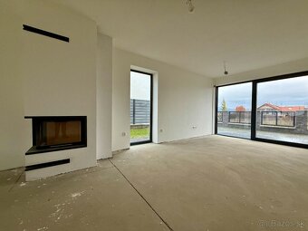 Na predaj moderný rodinný dom s výhľadom na mesto - 7