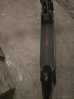 Elektrická kolobežka Segway eKickscooter E3 - 7