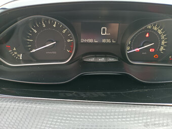 Peugeot 2008 1.2 Puretech - 7