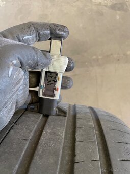 Predám Michelin pilot super sport R20 - 7
