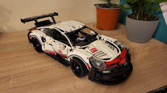 Porsche 911 RSR - 7