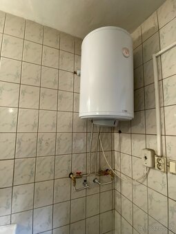 Skladovacia a výrobná hala 764 m2 pri diaľničnom privádzači - 7