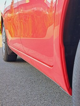 Toyota Yaris Hybrid 2015 Facelift 4-valec - 7