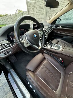 BMW Rad 7 (G11/G12) 740d xDrive 340HP | TOP STAV | DPH | Mas - 7