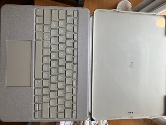 Logitech Combo Touch pre iPad Pro 12.9” (5. a 6. generácia) - 7