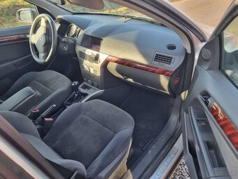 Opel Astra 1,8 125koní - 7